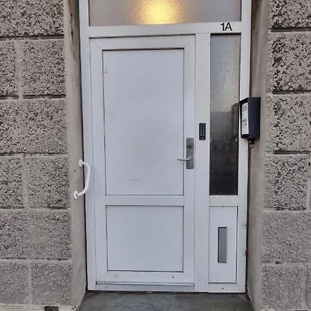 Aday - Beautiful 2 Bedrooms In The Heart Of *