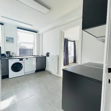 Aday - Beautiful 2 Bedrooms In The Heart Of